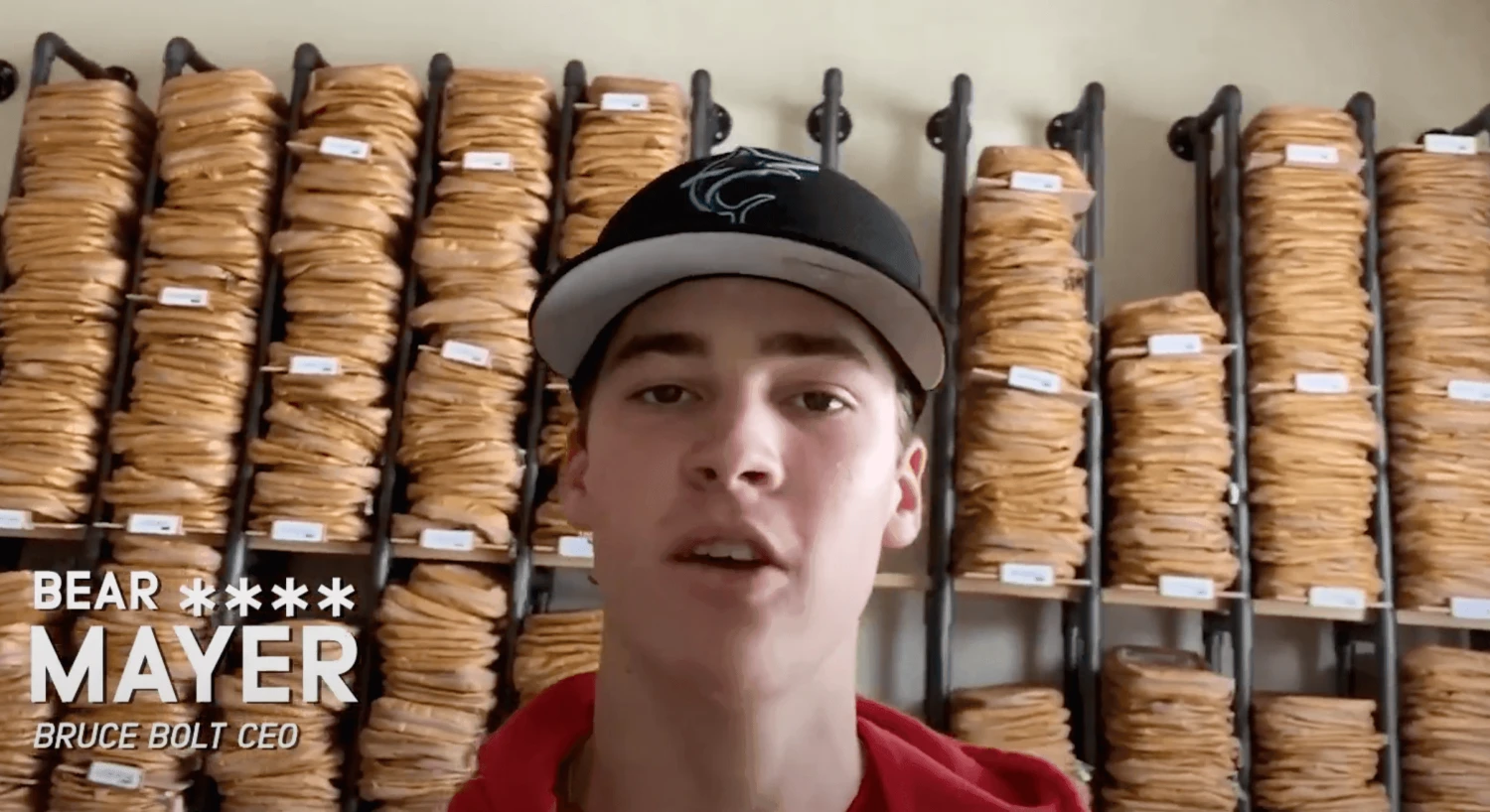 Bruce Bolt PREMIUM PRO Short Cuff Batting Gloves: Red - Image 2