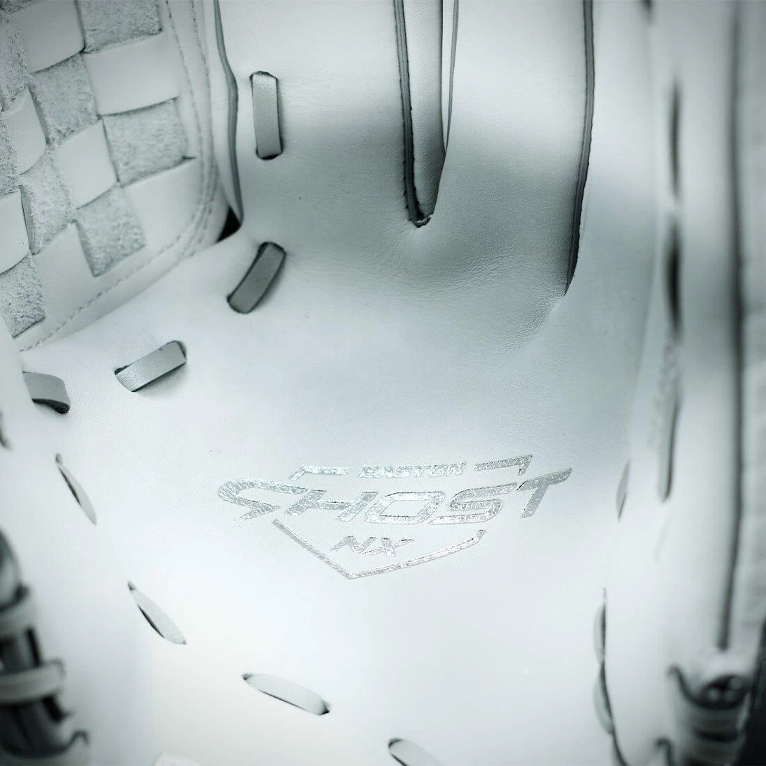 Easton Ghost NX 12.5" Pitcher/Infield Fastpitch Softball Glove: GNXFP125 - Image 9